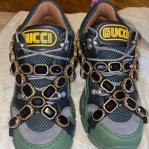 COPY - Gucci Flash Treks